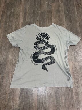 Taylor Swift Reputation Stadium Tour Grey Snake Graphic Pocket T-Shirt